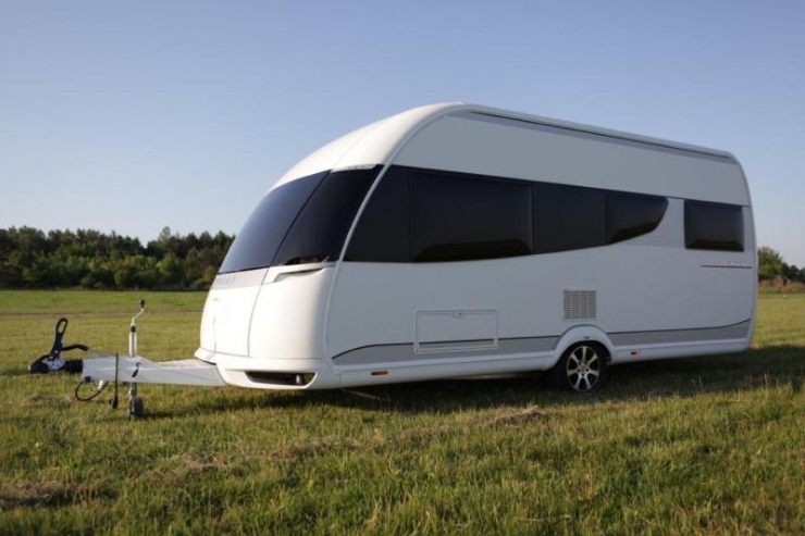 4. HOBBY 460 UFe PREMIUM 2012
