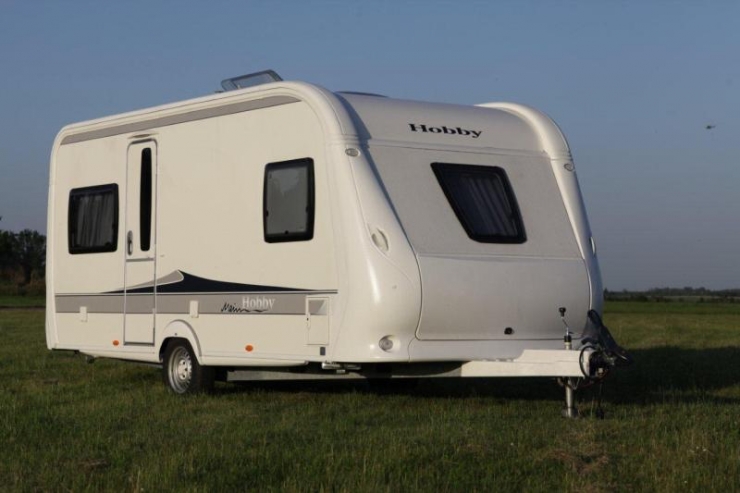 5. HOBBY 460 UFe De Luxe 2011